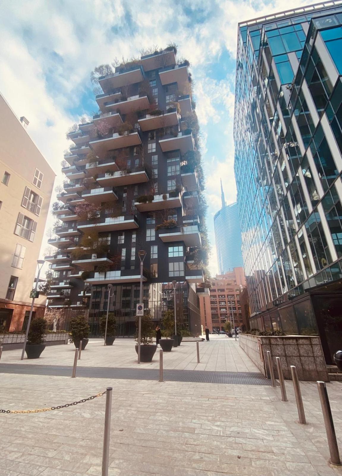 Apartamento Isola Bosco Verticale *